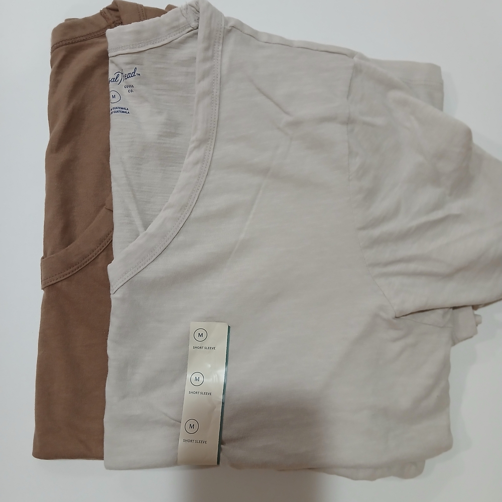 Universal Thread Women's V-Neck Tee - Cream and Brown - Picture 2 of 3